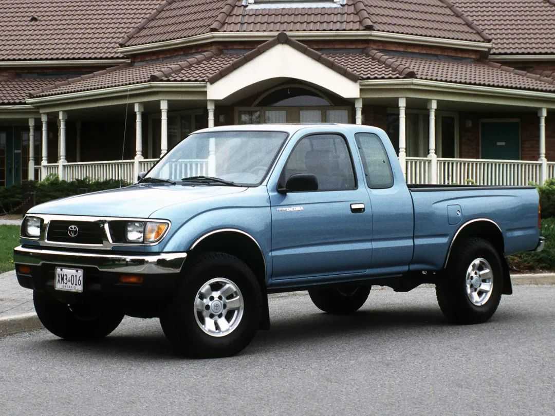 Toyota Tacoma Xtracab 4WD: A Rugged and Capable Pickup